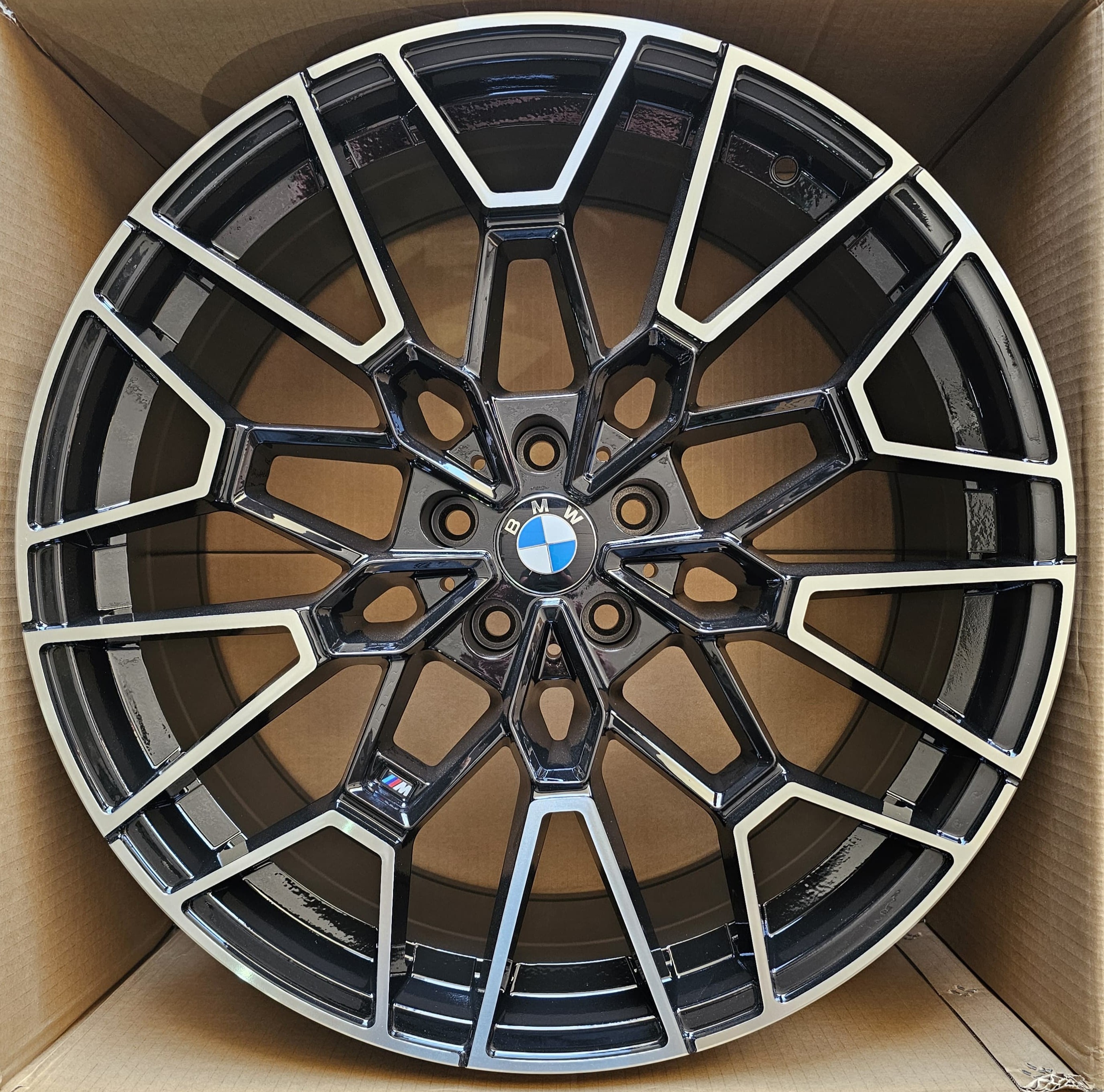 Alu Felne - 9.5J x20 ET37 5X112